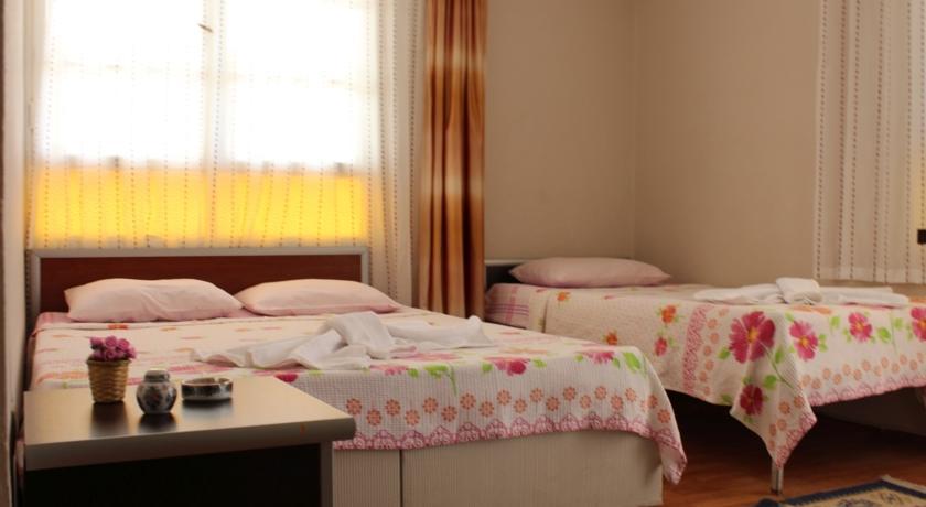 Eysan Pansiyon Akcay  Room photo