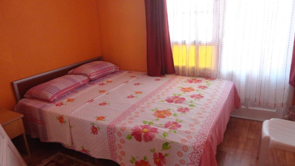 Eysan Pansiyon Akcay  Room photo